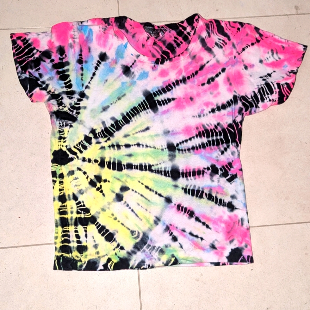 Hard Tail Neon Tie Dye Crop Tshirt